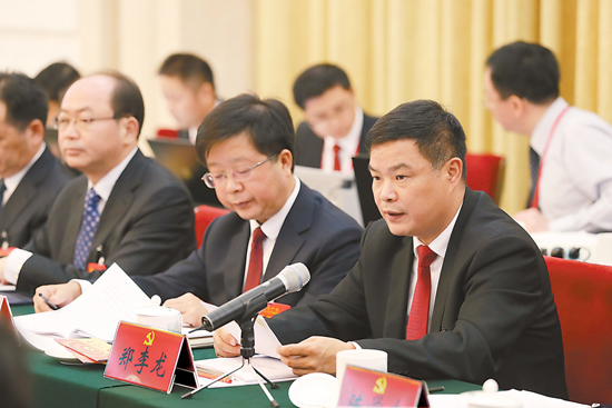 郑李龙